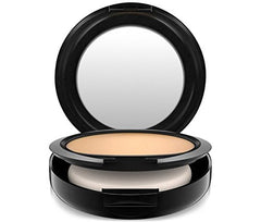 MAC Studio Fix Powder Plus compact provides a lasting matte finish for all-day wear