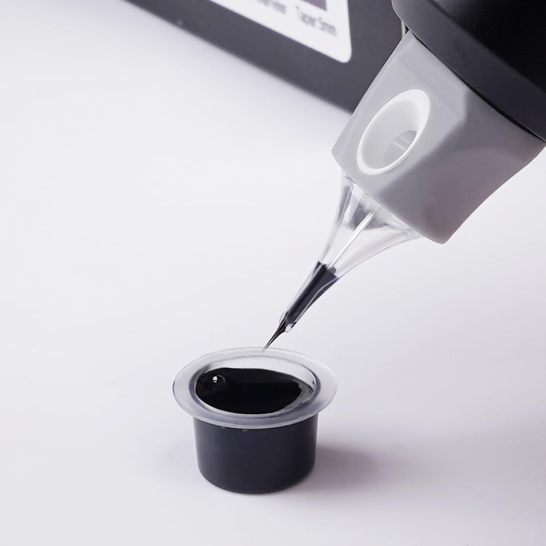 Dragonhawk precise glide supports professional line work and shading.